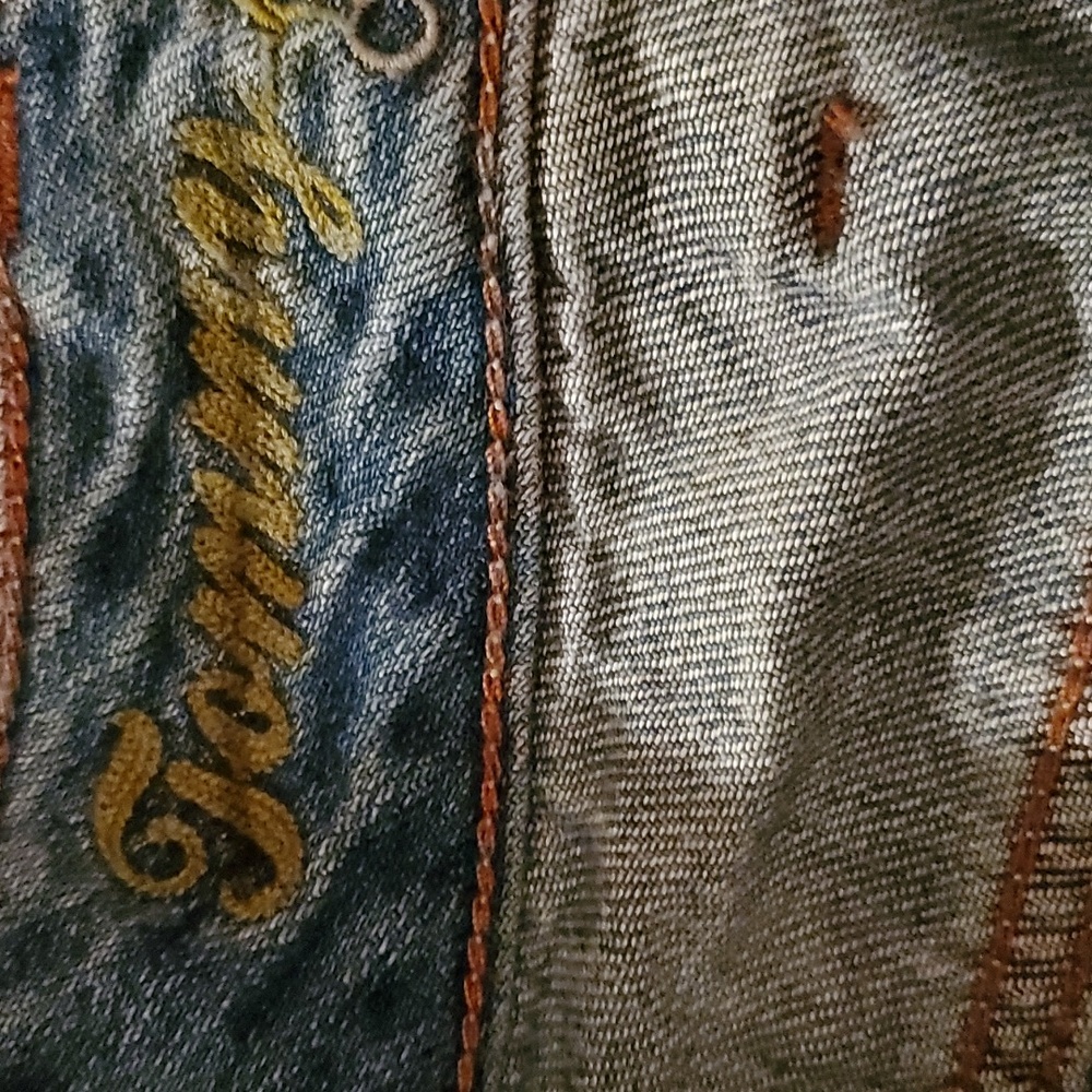 Tommy Bahama Classic Fit Men's Denim Jeans - Size 32W X 30L - Picture 10 of 14